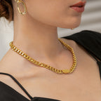 Collar de Cadena Dorada de Acero Inoxidable para Mujer